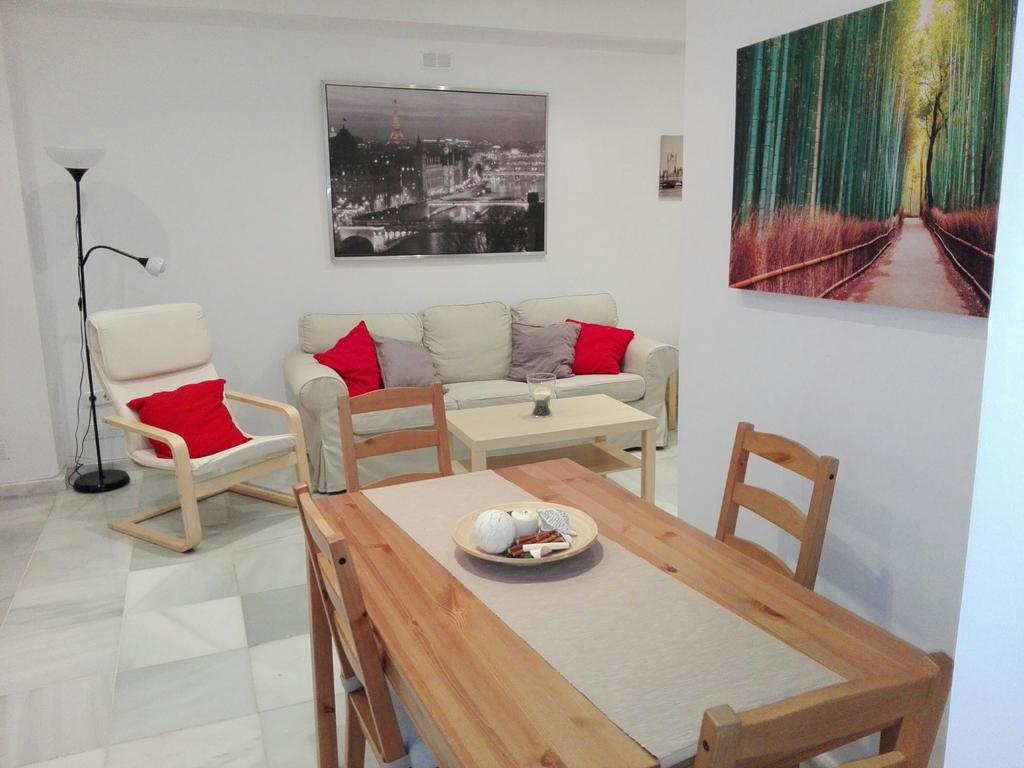 Centrico Apartamento Con Patio Privado Sevilla Exterior foto