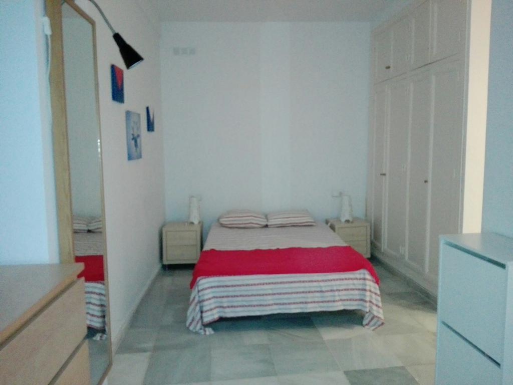 Centrico Apartamento Con Patio Privado Sevilla Exterior foto